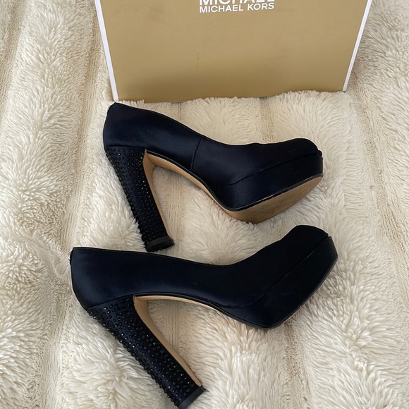 Michael Kors Platform Shoes - Picture 1 of 3